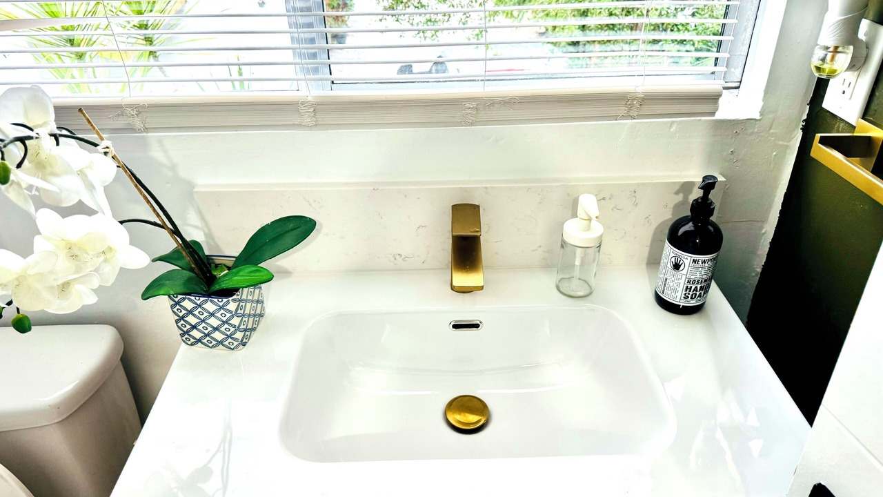 Photo of Bathroom in Little Haiti