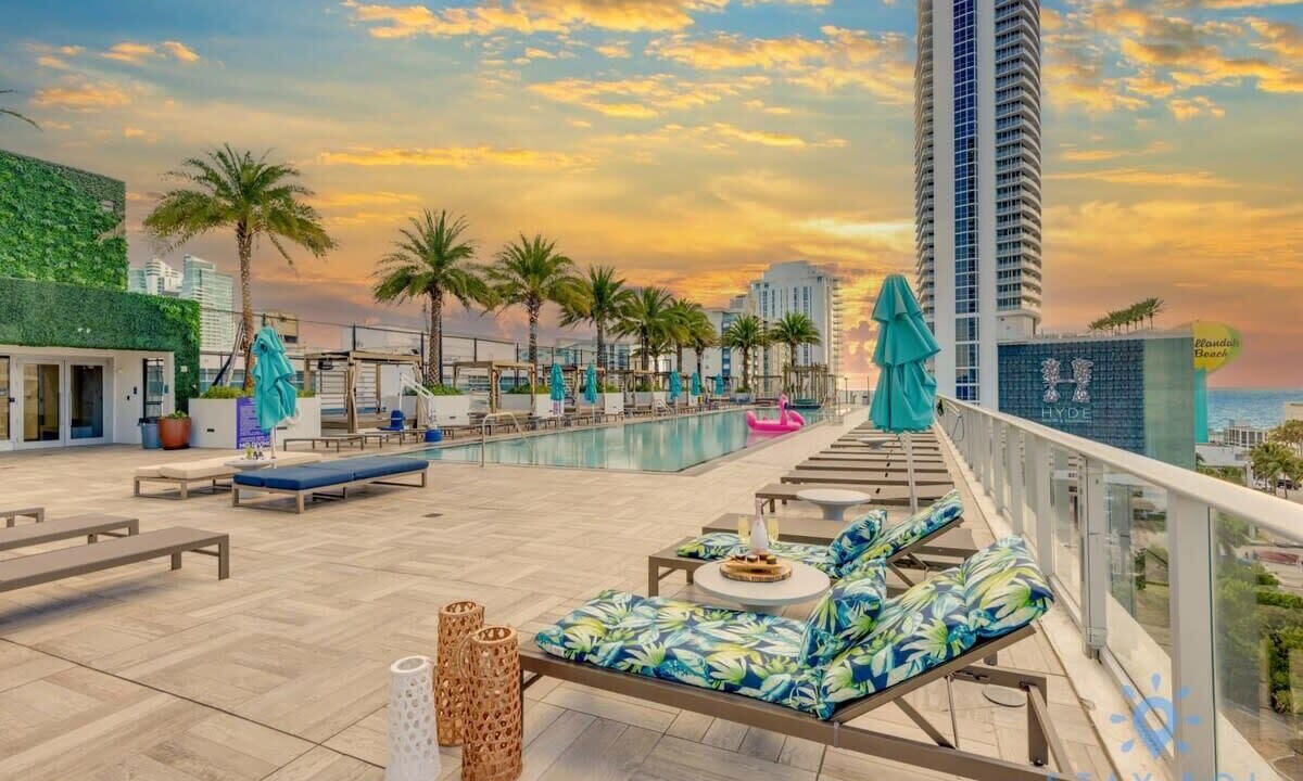 Photo of Outdoor in Hollywood South Central Beach