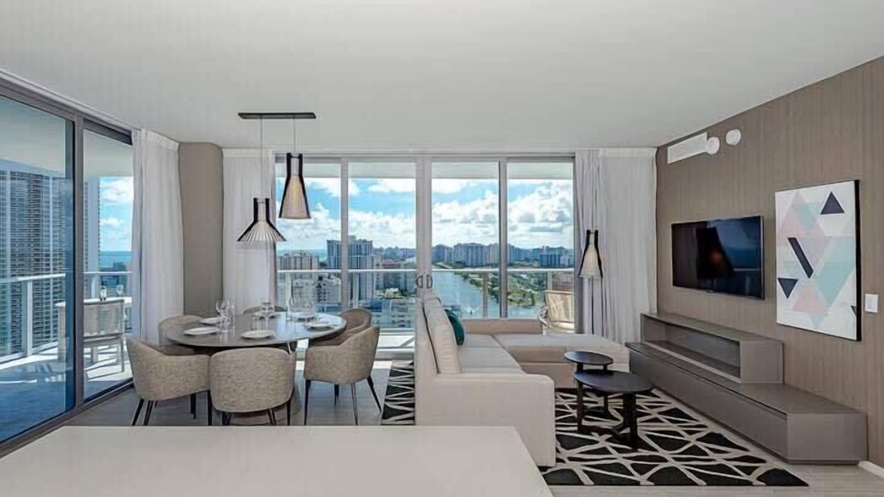 Photo of Bedroom in Hollywood South Central Beach