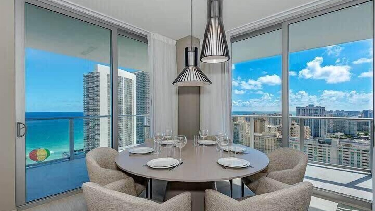 Photo of Livingroom in Hollywood South Central Beach