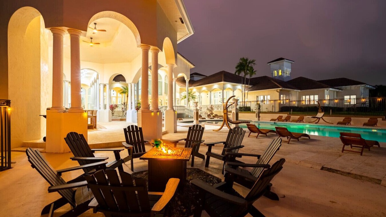 Photo of Outdoor in Weston