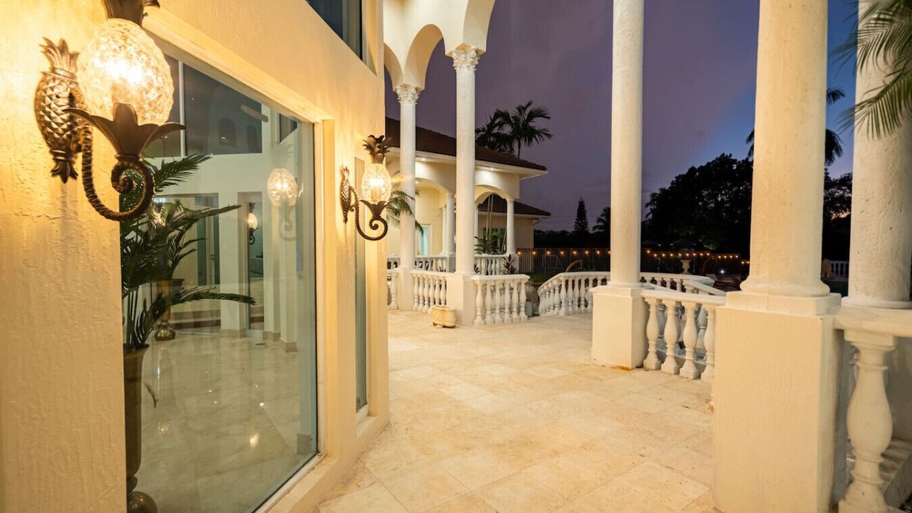 Photo of Patio Balcony in Weston