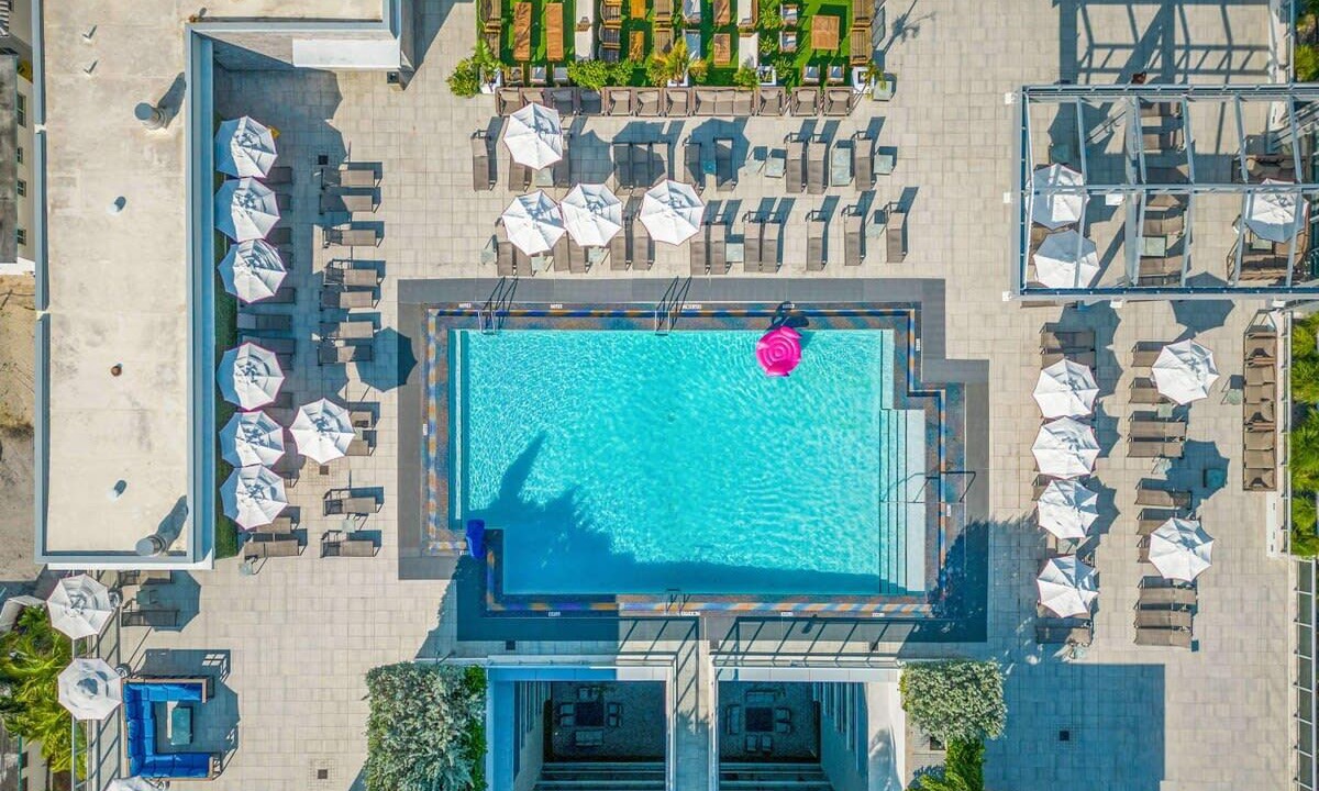 Photo of Outdoor in Hollywood