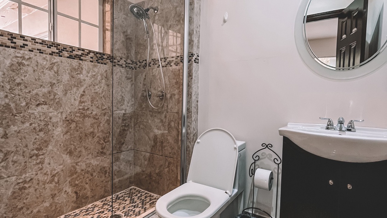 Photo of Bathroom in Highland Garden