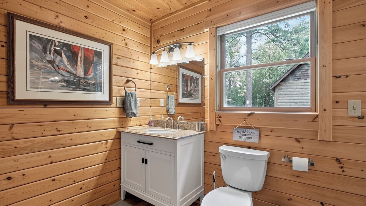 Photo of Bathroom in Ridge