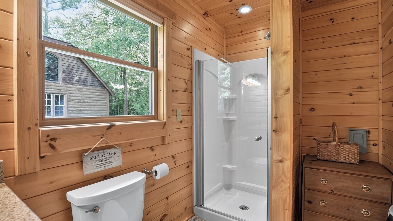 Photo of Bathroom in Ridge