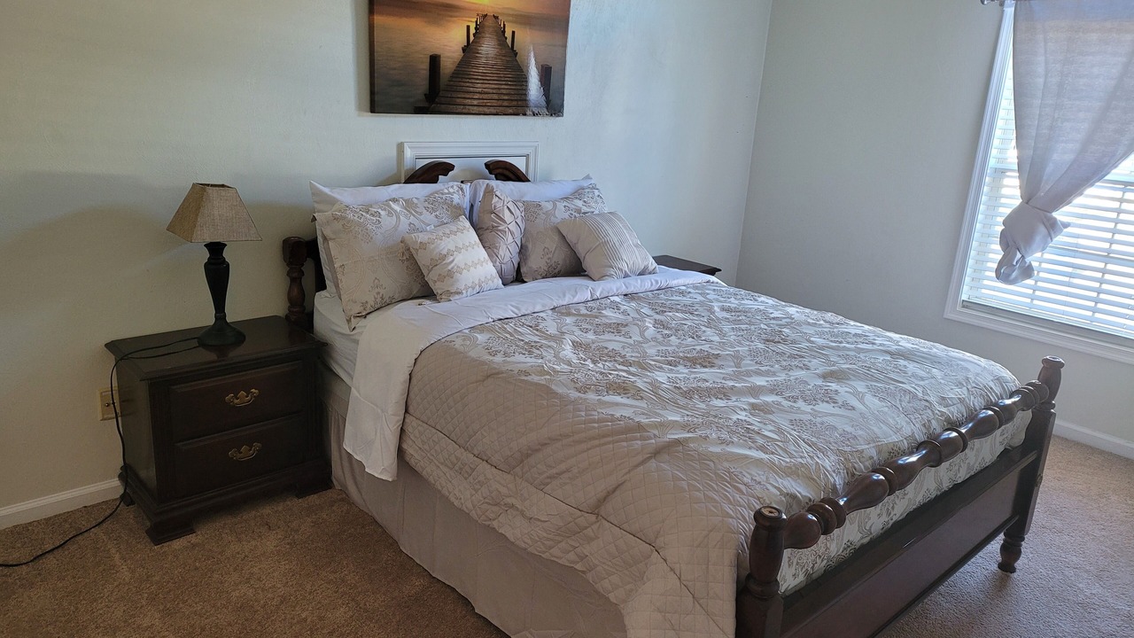 Photo of Bedroom in Jolliff