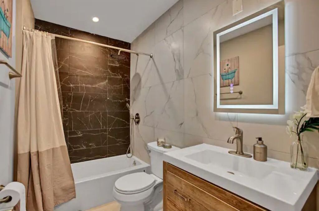 Photo of Bathroom in Highland Garden