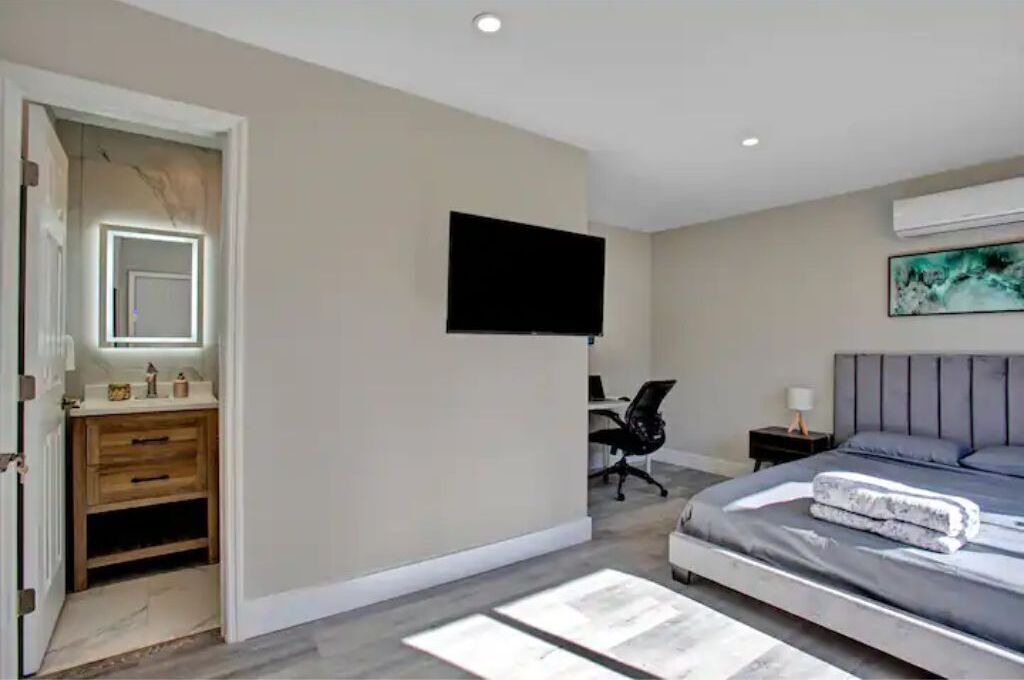 Photo of Bedroom in Highland Garden