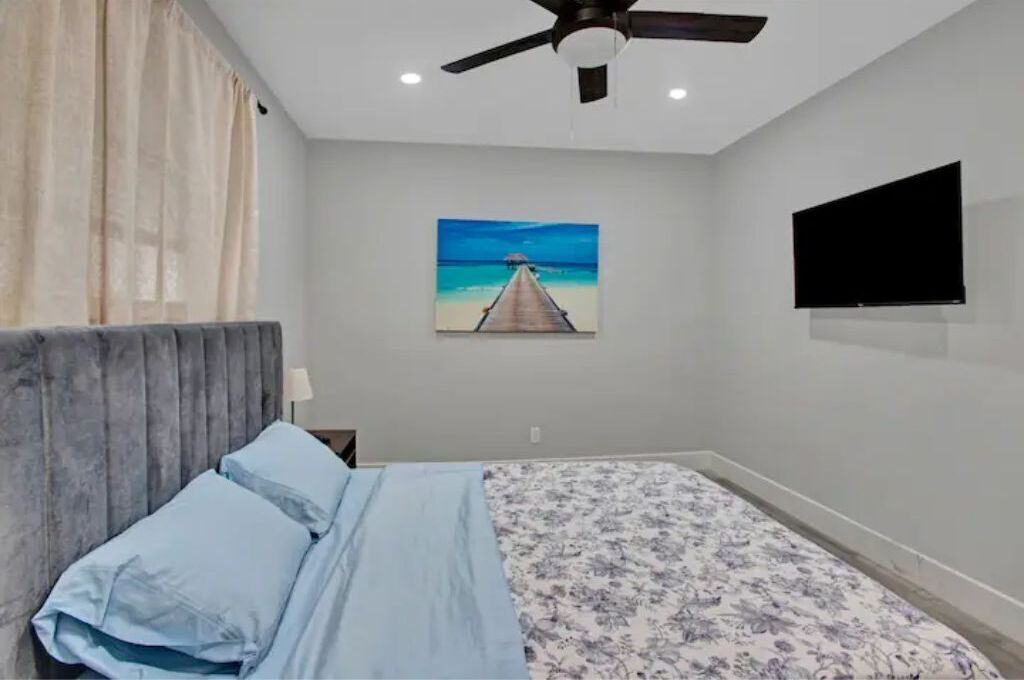 Photo of Bedroom in Highland Garden