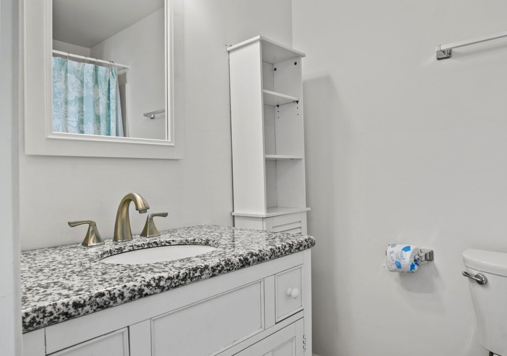 Photo of Bathroom in Piney Island