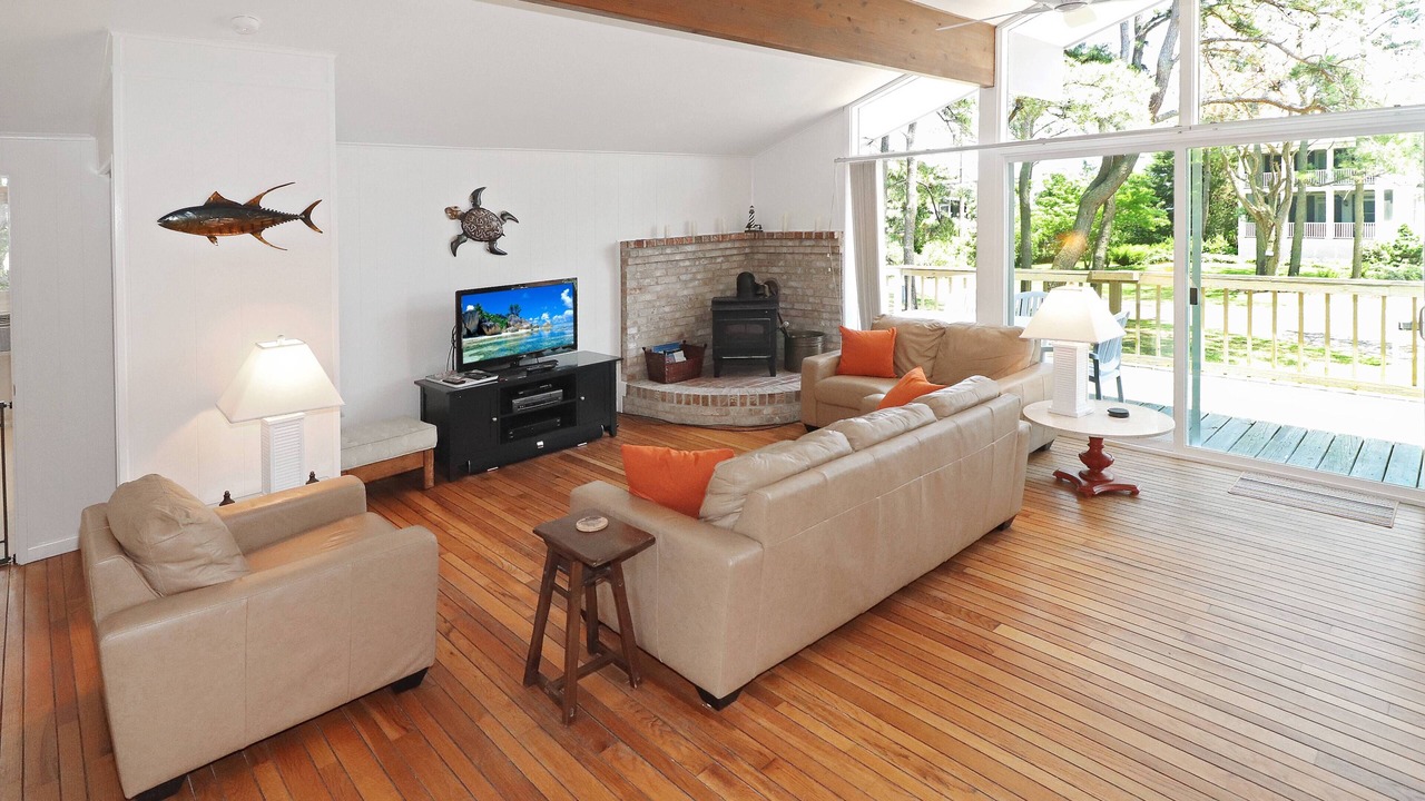 Photo of Livingroom in Deep Hole