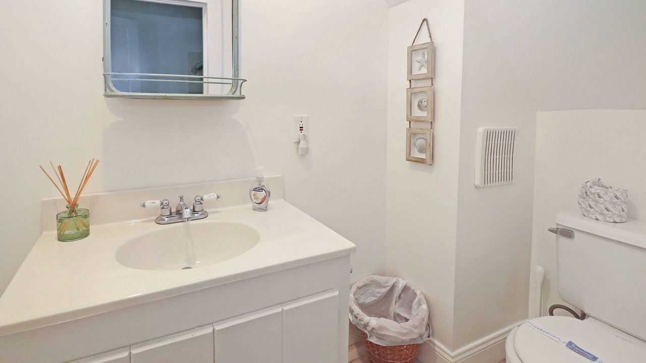 Photo of Bathroom in Chincoteague