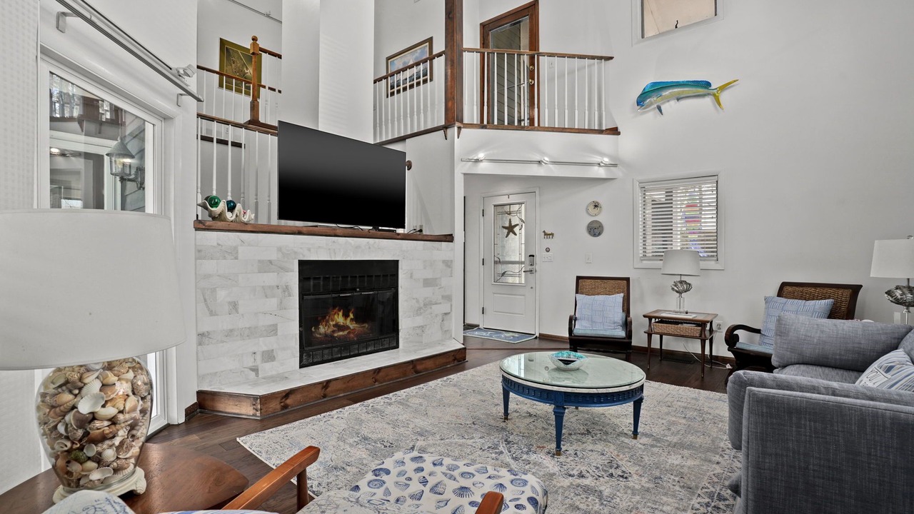 Photo of Livingroom in Deep Hole