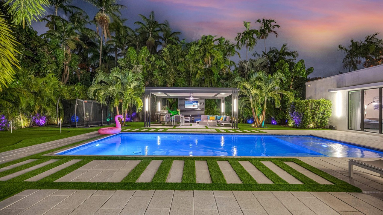Photo of Outdoor in Golden Glades