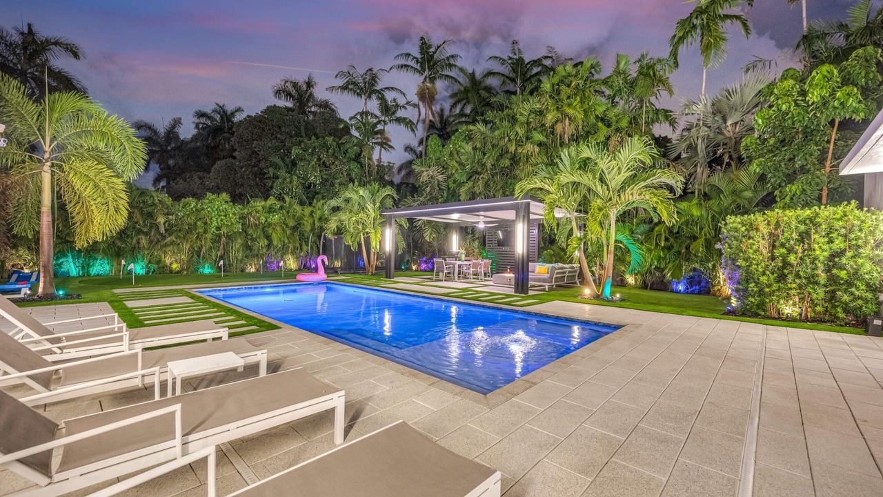 Photo of Outdoor in Golden Glades