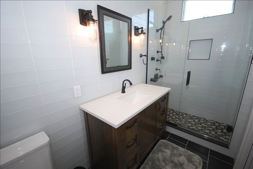 Photo of Bathroom in Country Club Estates