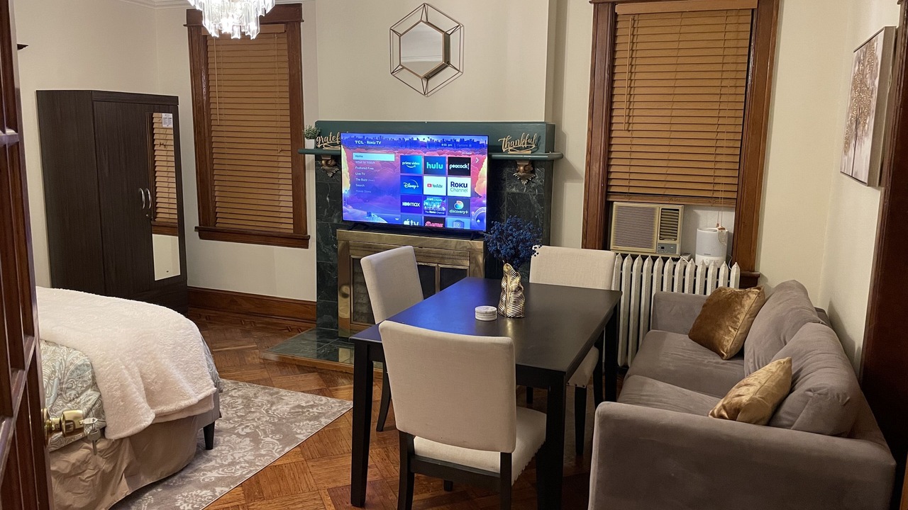 Photo of Bedroom in North Bergen