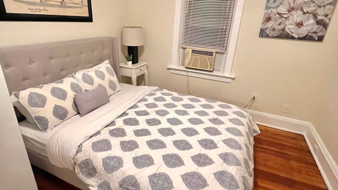 Photo of Bedroom in North Bergen