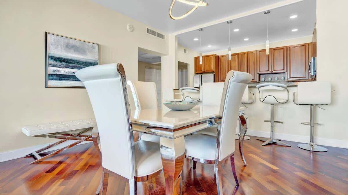 Photo of Others in Sunny Isles Beach