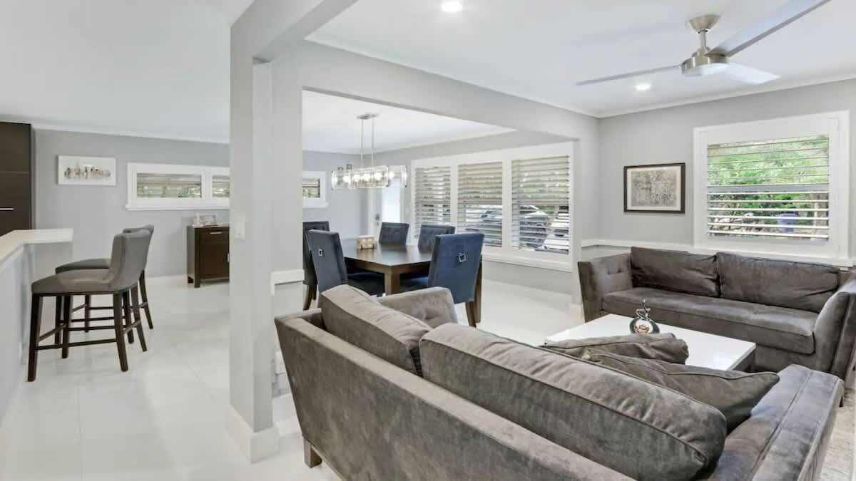 Photo of Bedroom in Wilton Manors
