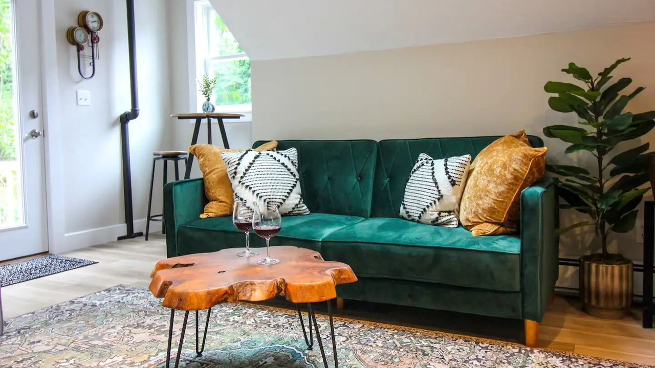 Photo of Livingroom in Gloucester