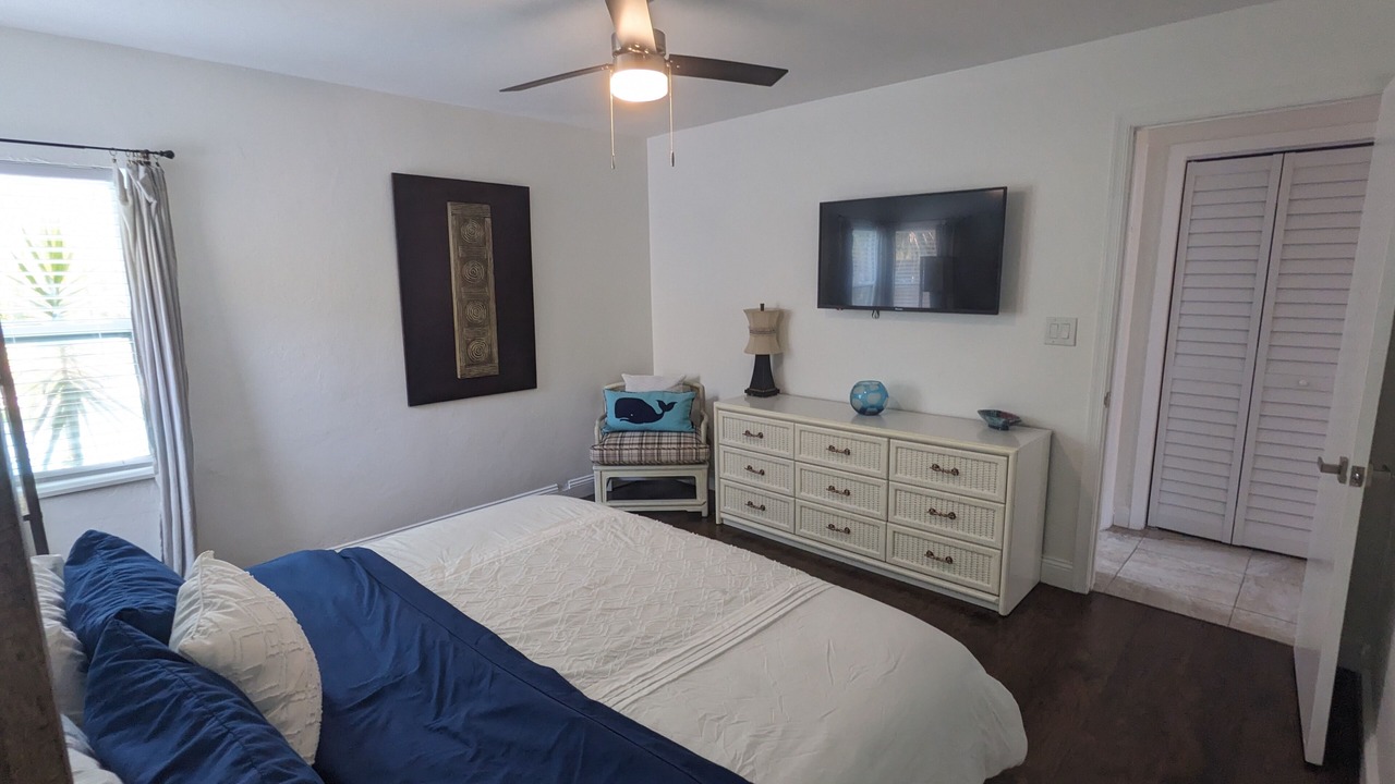 Photo of Bedroom in North Andrews Gardens