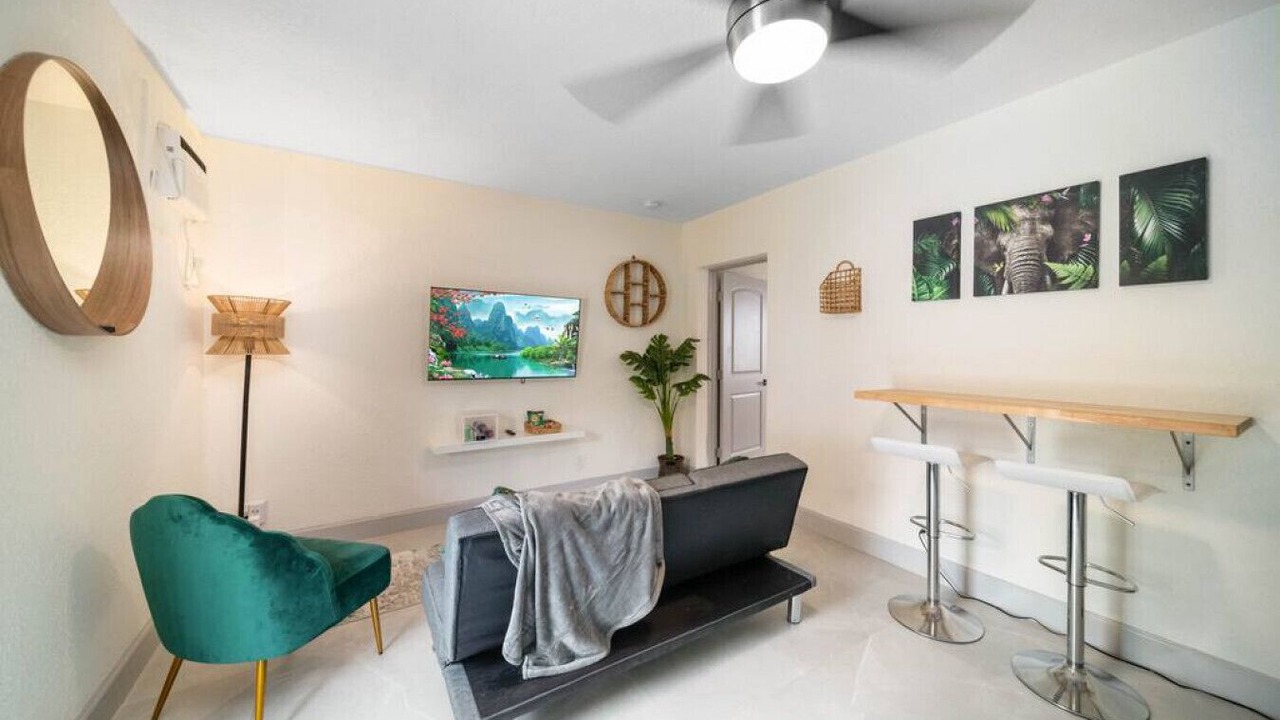 Photo of Livingroom in Victoria Park