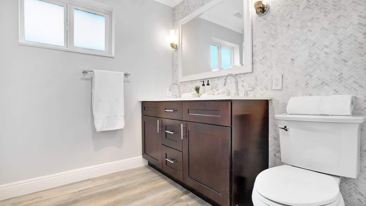 Photo of Bathroom in Poinsettia Heights