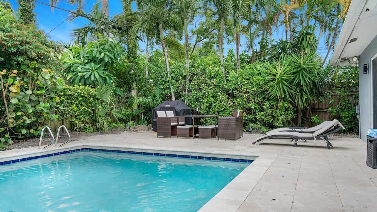 Photo of Outdoor in Poinsettia Heights