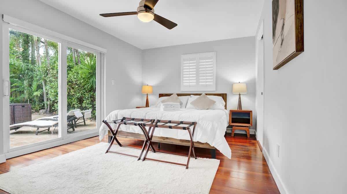 Photo of Others in Poinsettia Heights