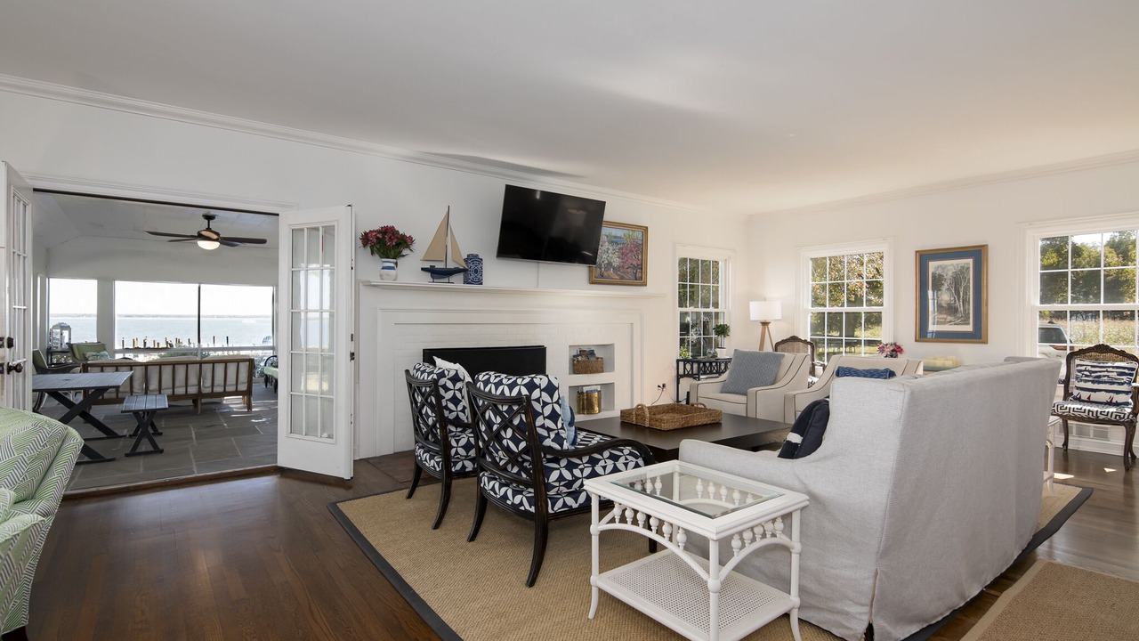 Photo of Livingroom in Cambridge