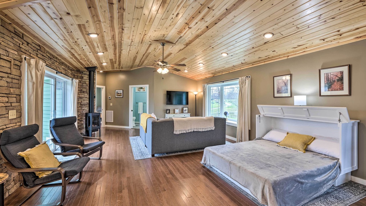 Photo of Bedroom in Edray
