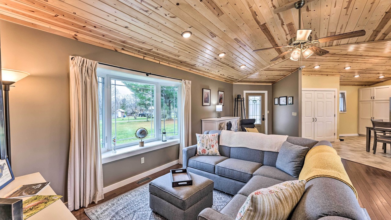 Photo of Bedroom in Edray