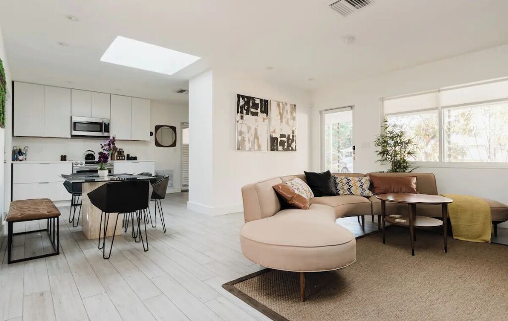 Photo of Livingroom in Wilton Manors