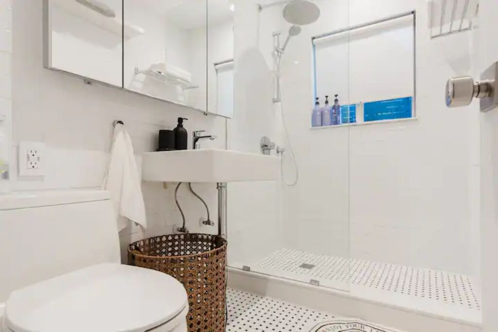 Photo of Bathroom in Wilton Manors