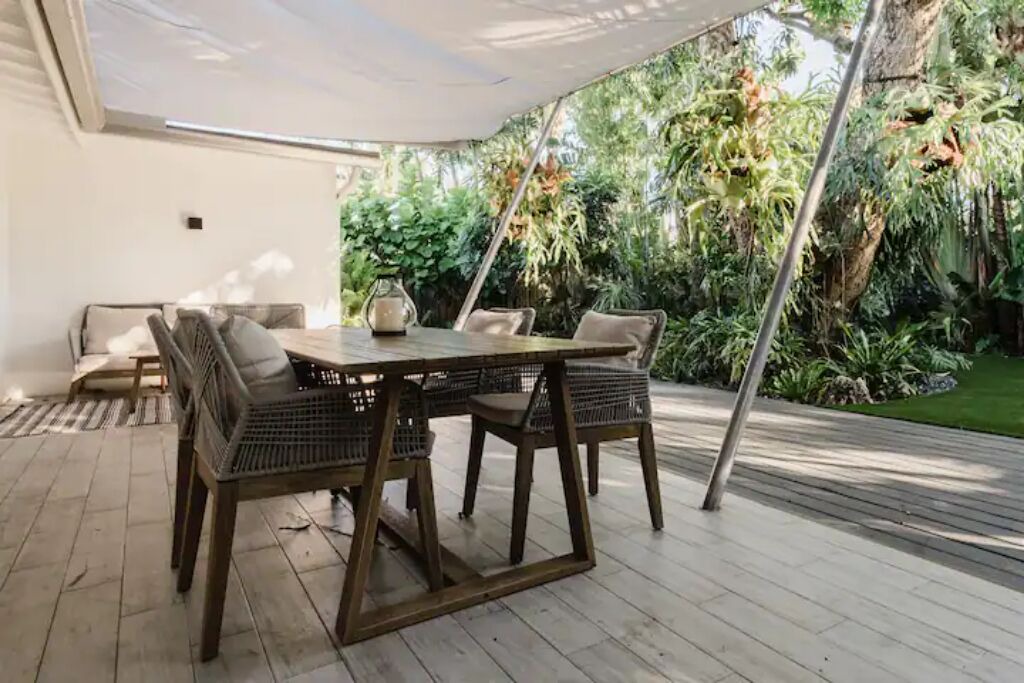 Photo of Outdoor in Wilton Manors
