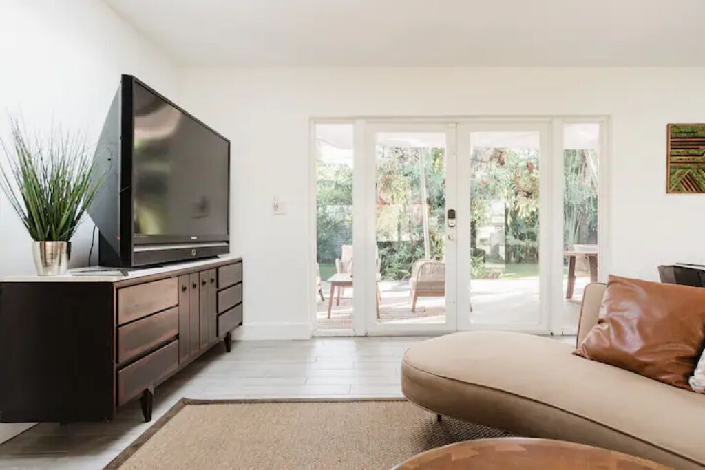 Photo of Livingroom in Wilton Manors