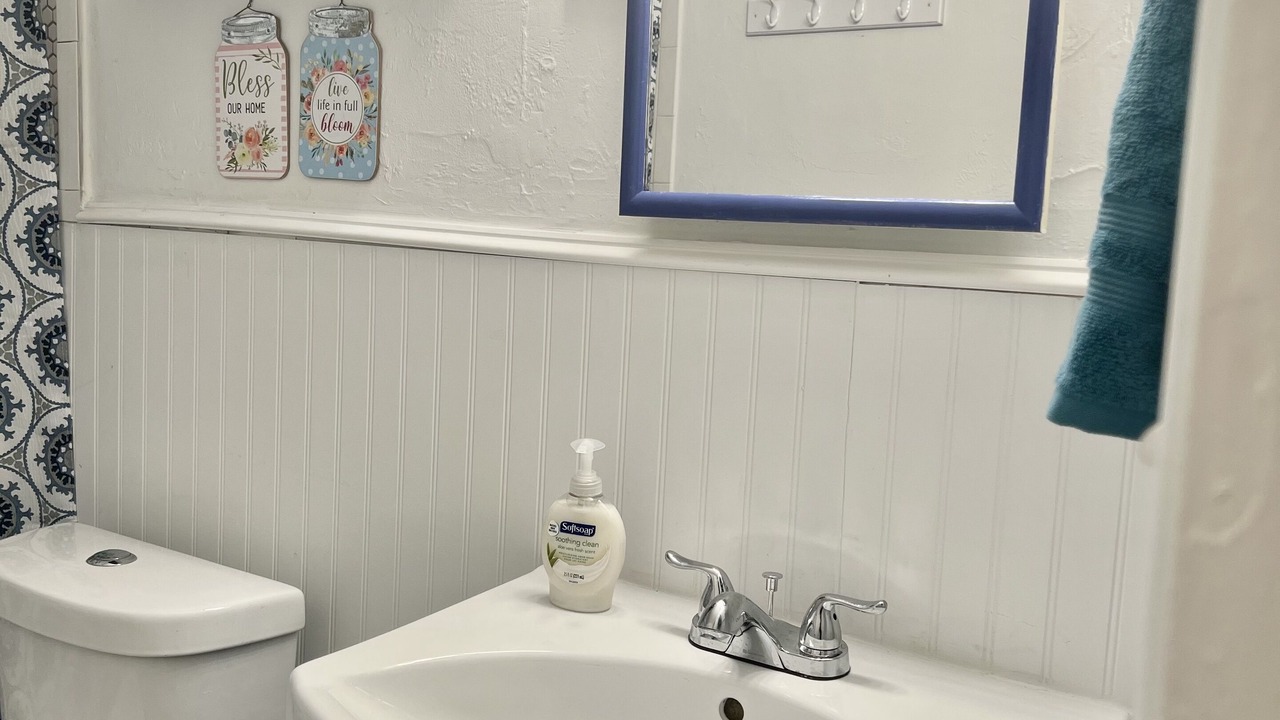 Photo of Bathroom in Miami Gardens