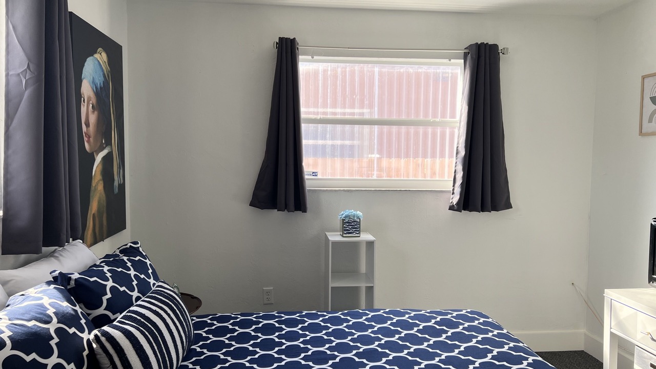 Photo of Bedroom in Miami Gardens