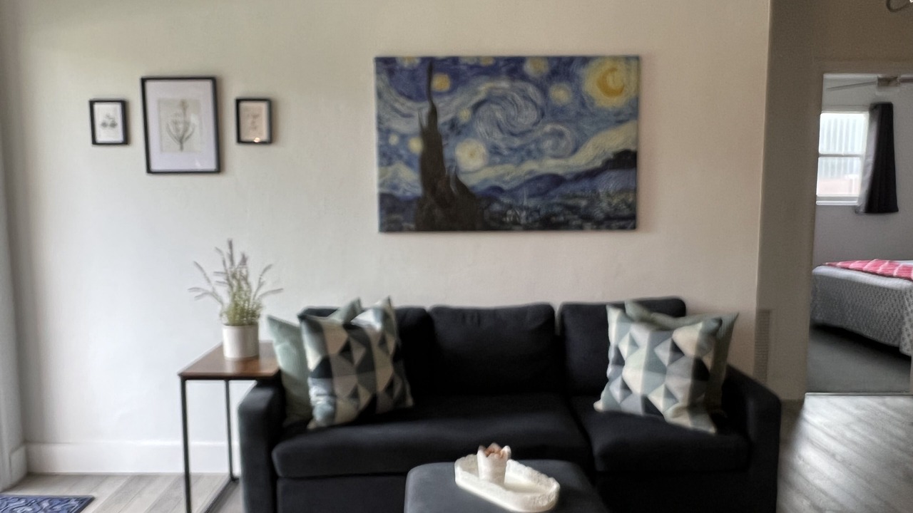 Photo of Livingroom in Miami Gardens