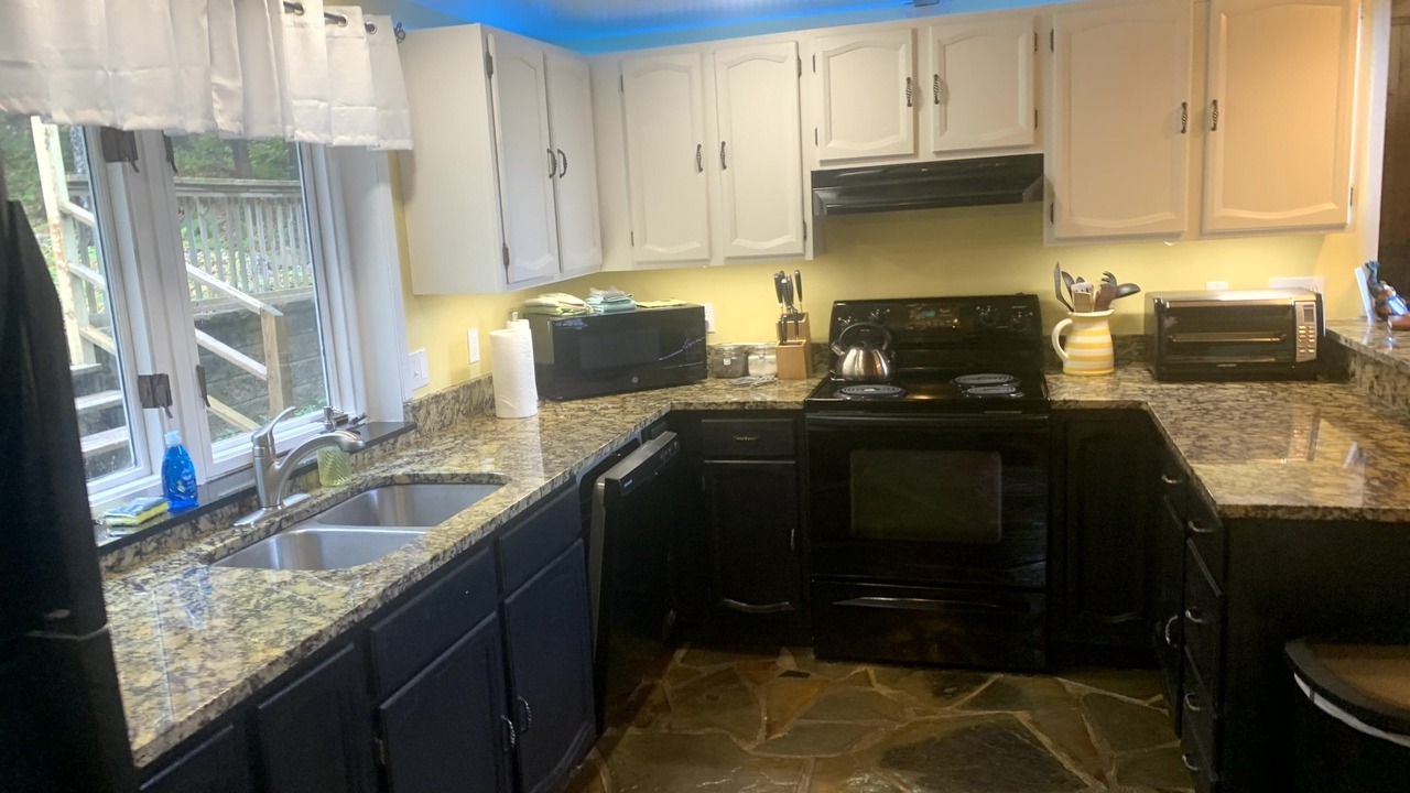 Photo of Kitchen in Edray