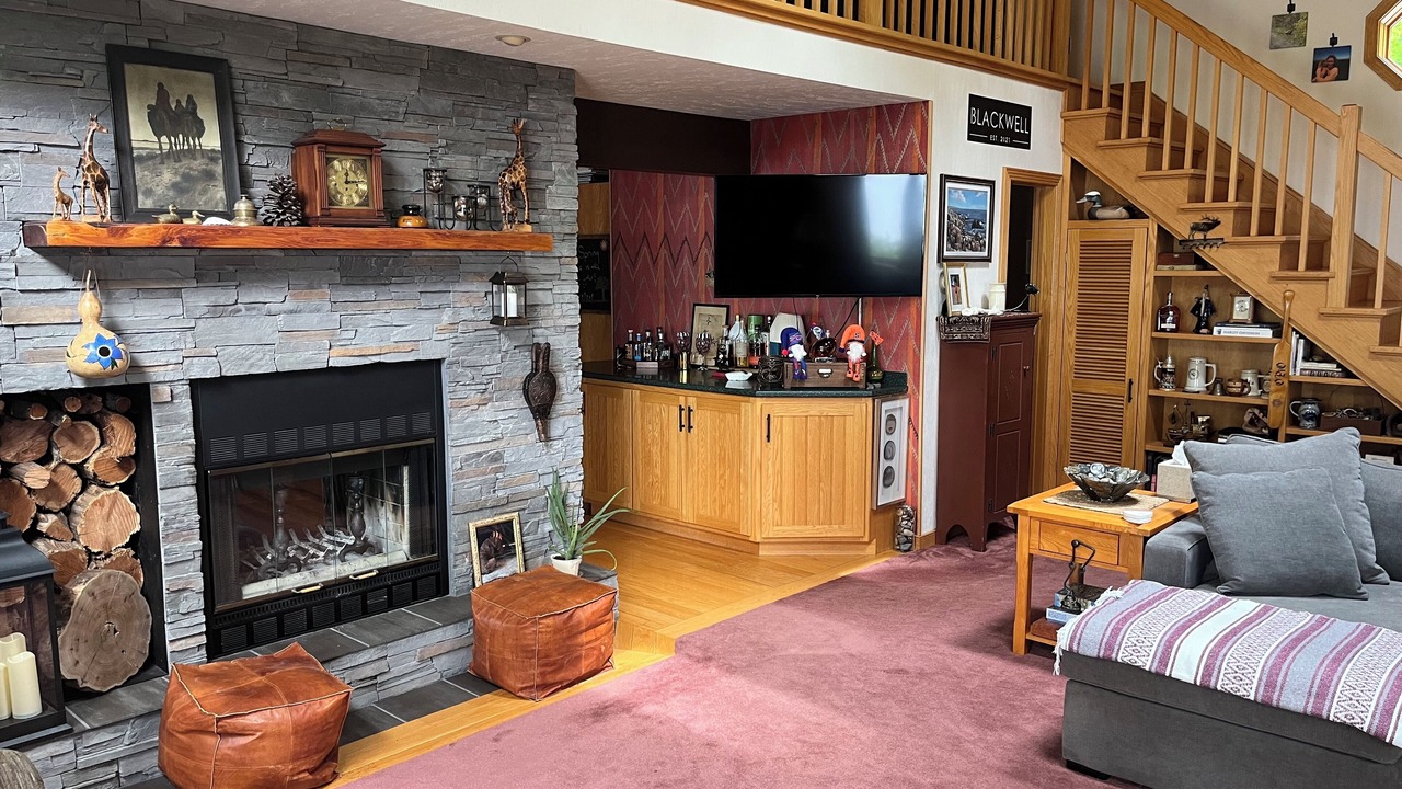 Photo of Livingroom in Town of Ledyard