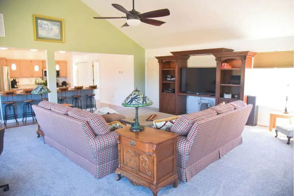 Photo of Livingroom in Brightwood