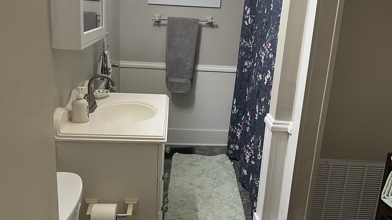 Photo of Bathroom in Richfield
