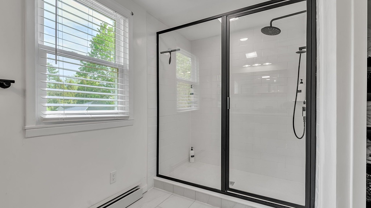 Photo of Bathroom in Lake Erie Beach