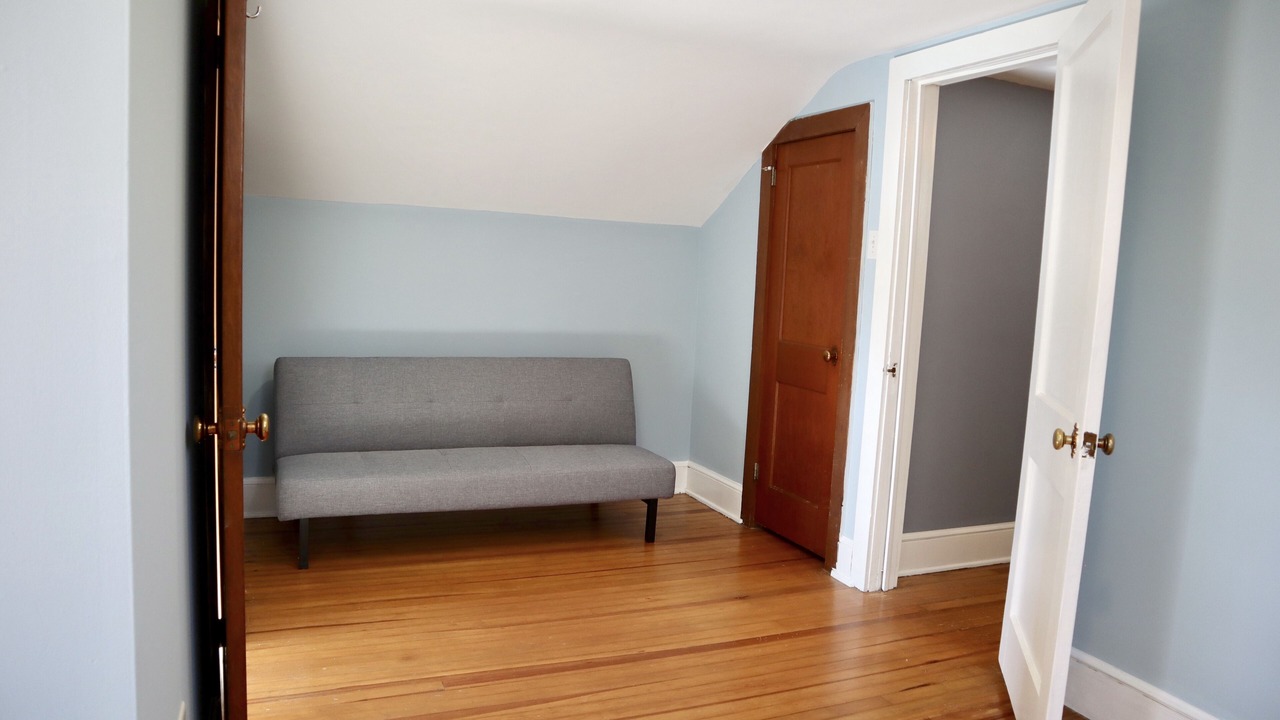 Photo of Livingroom in Newark