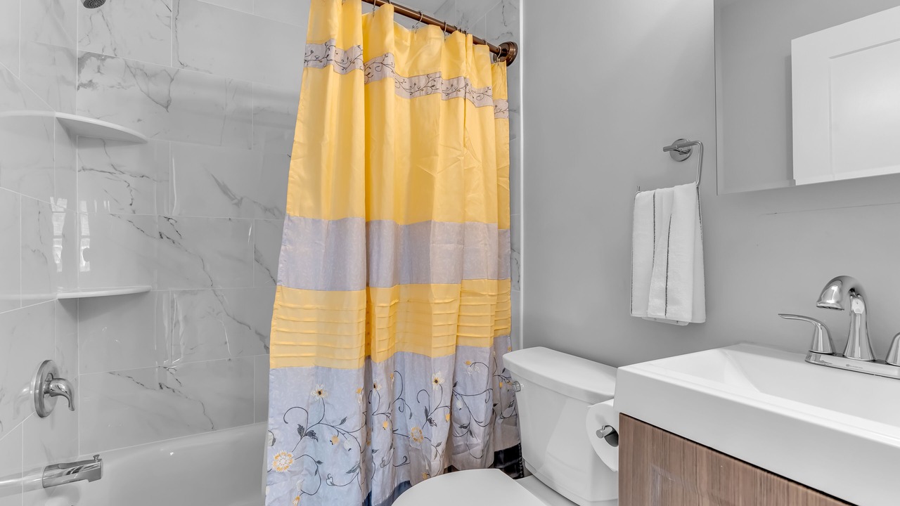 Photo of Bathroom in Green Creek