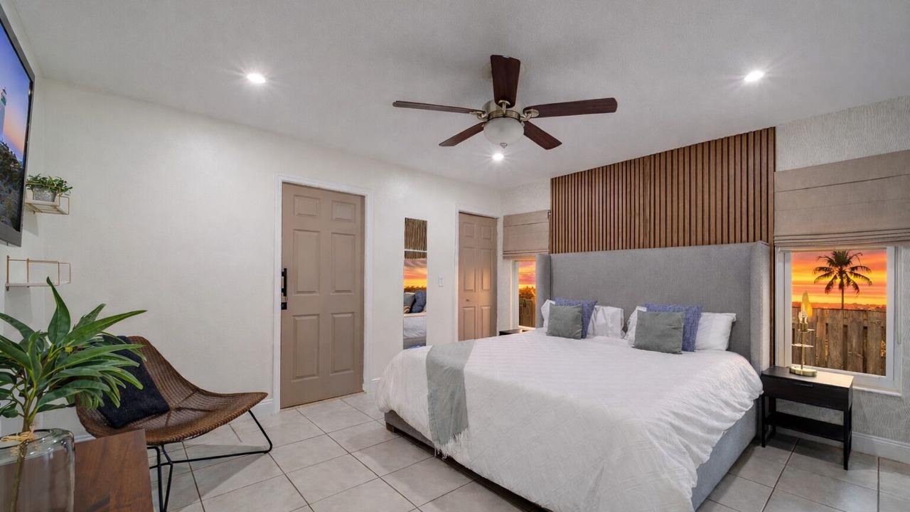 Photo of Bedroom in Sunrise
