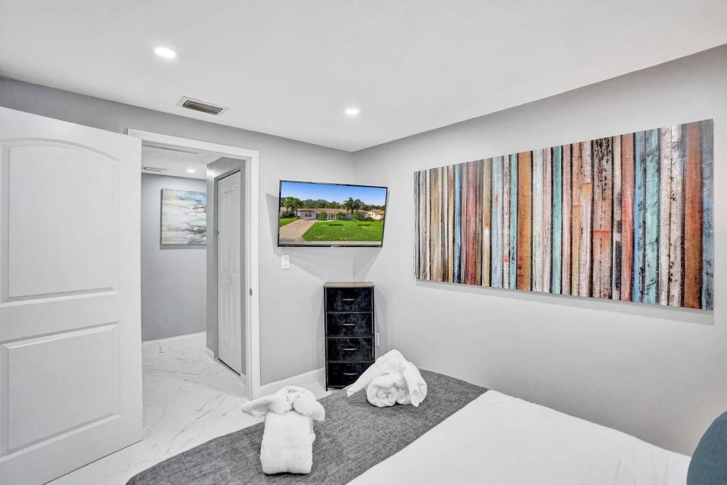 Photo of Bedroom in Deerfield Beach